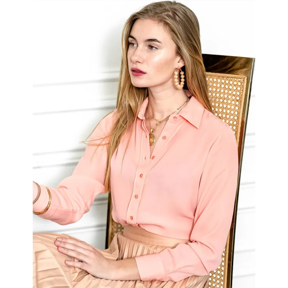 The Shirt The Signature Shirt in Peach